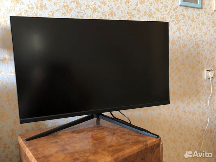 Игровой монитор 27 дюймов