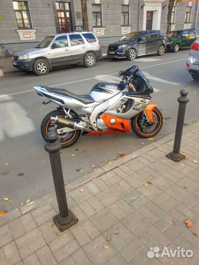 Yamaha YZF-600R thundercat