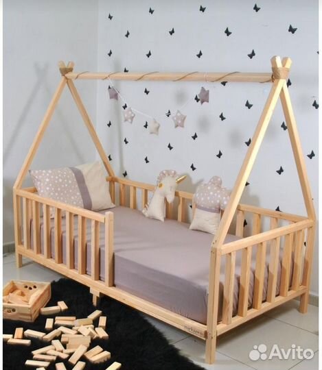 Детская кровать вигвам из бука