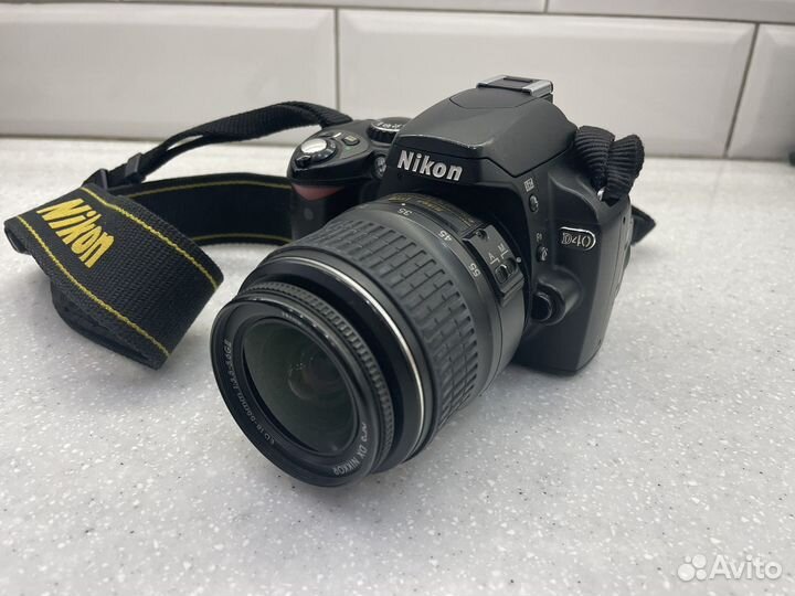 Зеркальный фотоаппарат nikon d40