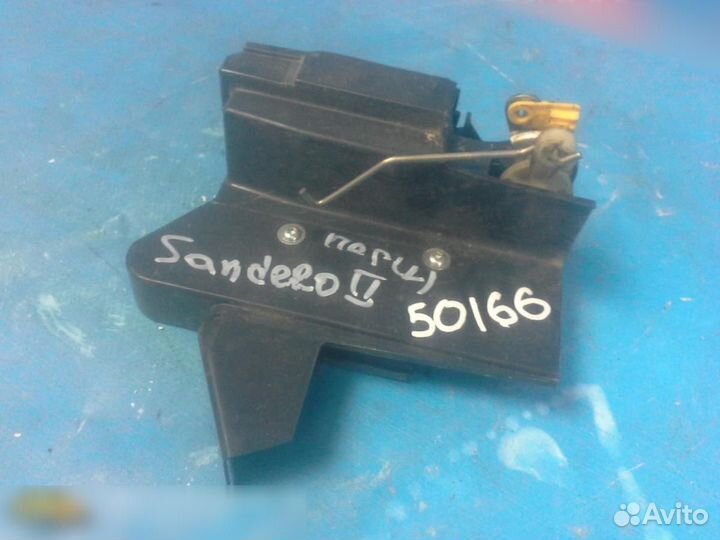 Замок двери передней левой Renault Sandero 2014