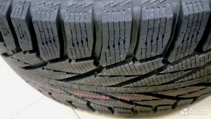 Nokian Tyres Hakkapeliitta R2 235/60 R17 106R