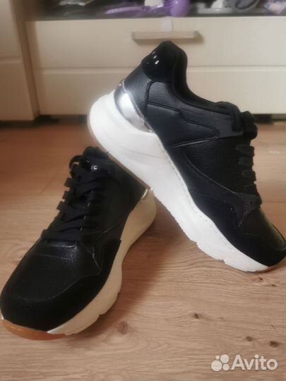 Кроссовки женские skechers новые 40