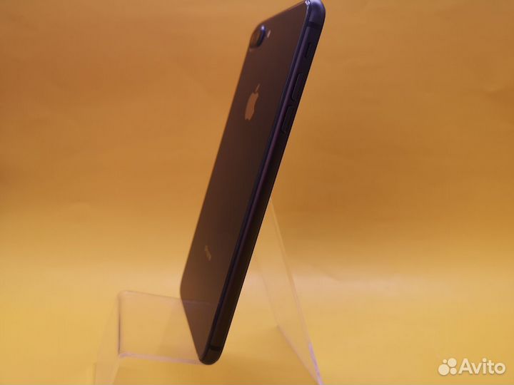 iPhone 8 Plus, 64 ГБ