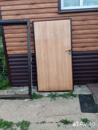 Дверь входная металлическая