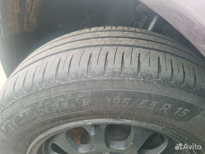 Michelin Energy Saver 4 19.5/65 R15