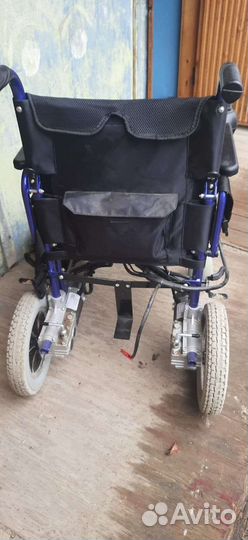 Инвалидная коляска