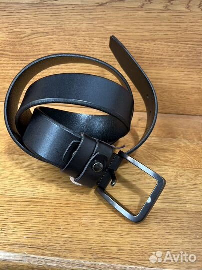 Мужской кожаный ремень