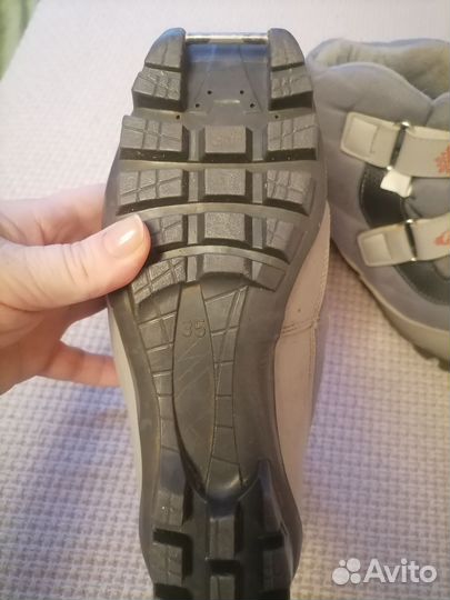 Лыжные ботинки spine