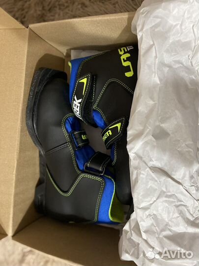 Лыжные ботинки