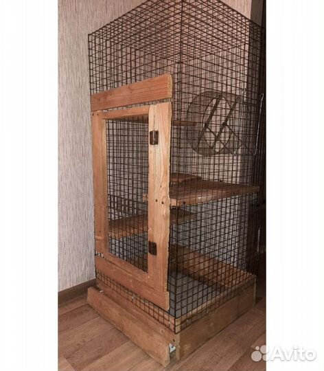 Клетка большая