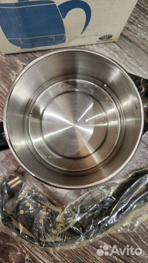 Чайник электрический новый