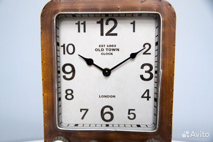 Настольные часы