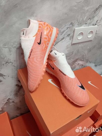 Сороконожки Nike Phantom GX Elite TF