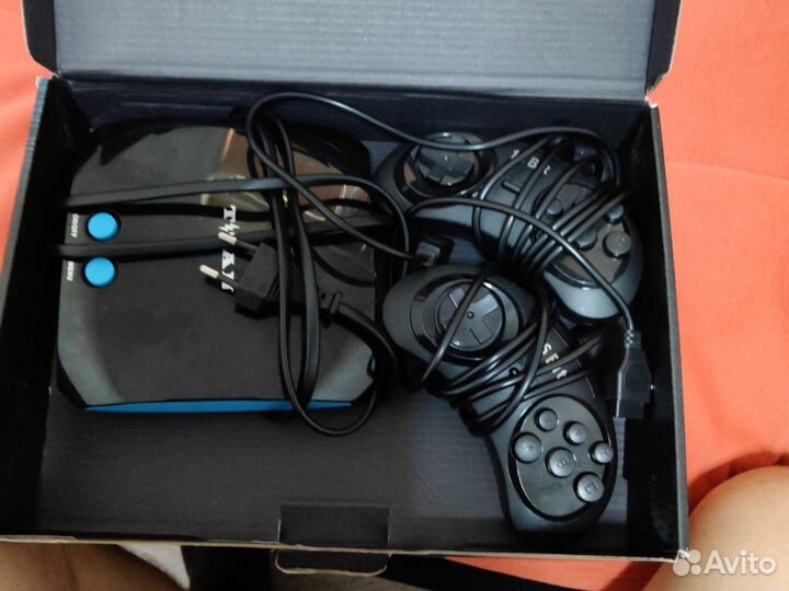 Игровая приставка dendy sega