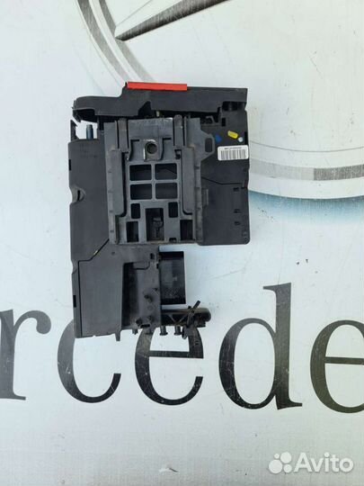 Блок силовых предохранителей Mercedes GLK204