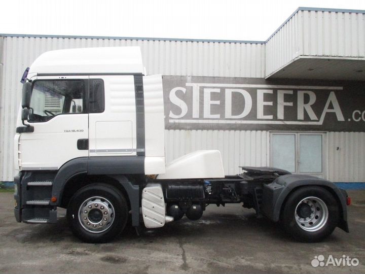 В разборке грузовик MAN, TGA 2000-2008