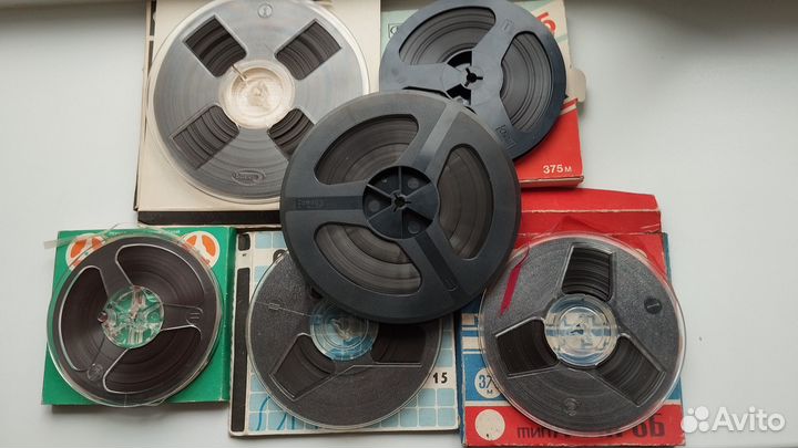 Бобины для катушечного магнитофона