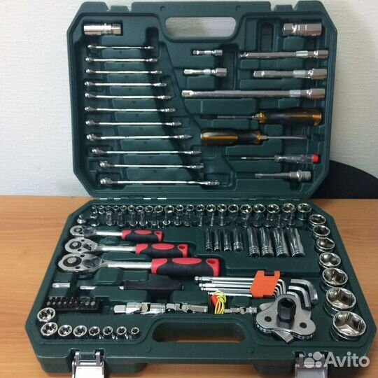 Набор инструментов 121 предмет