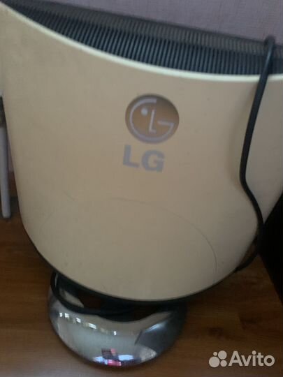 Монитор LG 24 дюйма