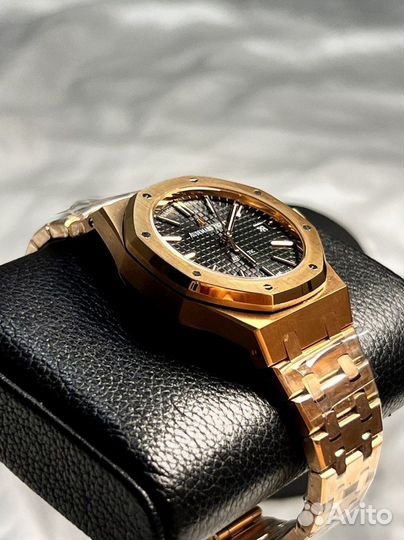 Часы женские Audemars Piguet royal oak