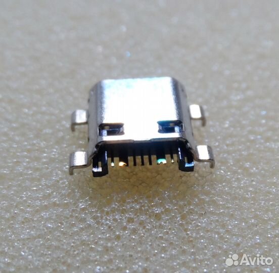 Разъёмы для смартфонов (232 штуки)