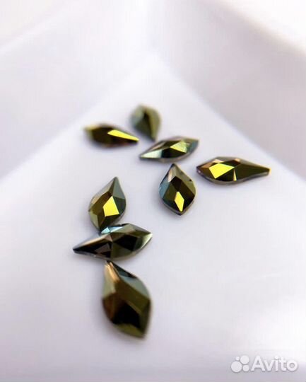 Стразы swarovski для ногтей