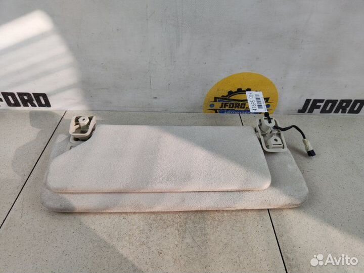 Козырек солнцезащитный левый Land Rover Range