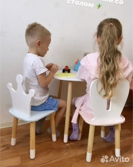 Детский стол и стул