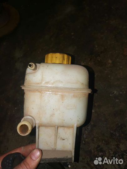 Расширительный бачок Daewoo Nubira 2