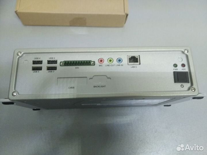 Встраиваемый компьютер Advantech ARK-3360