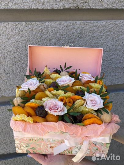 Съедобные букеты из сухофруктов