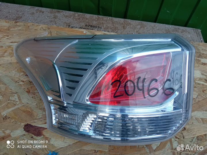 Mitsubishi Outlander с 2012 фонарь задний левый