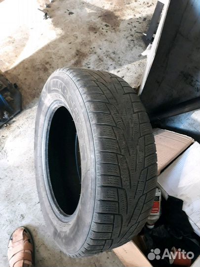 Marshal Winter Portran CW11 215/65 R16