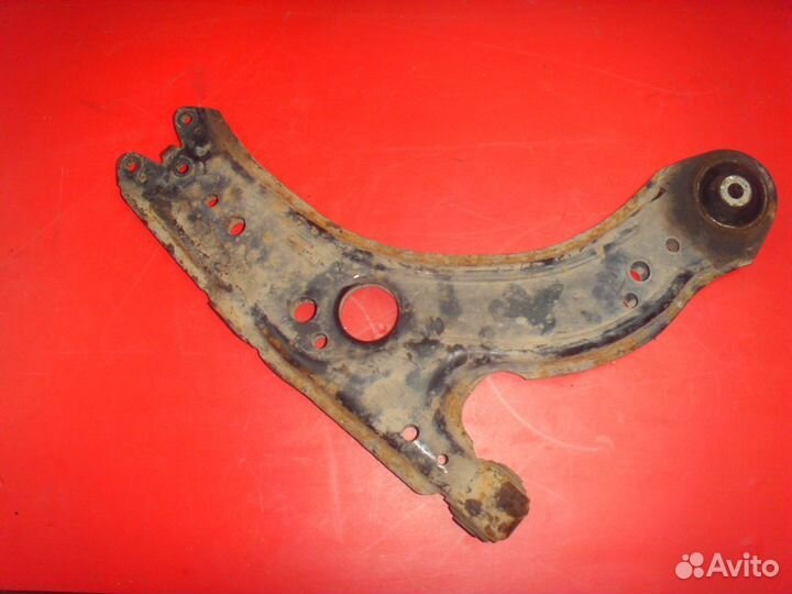 Рычаг передний 1J0407151C Skoda Octavia (A4) (1U2)