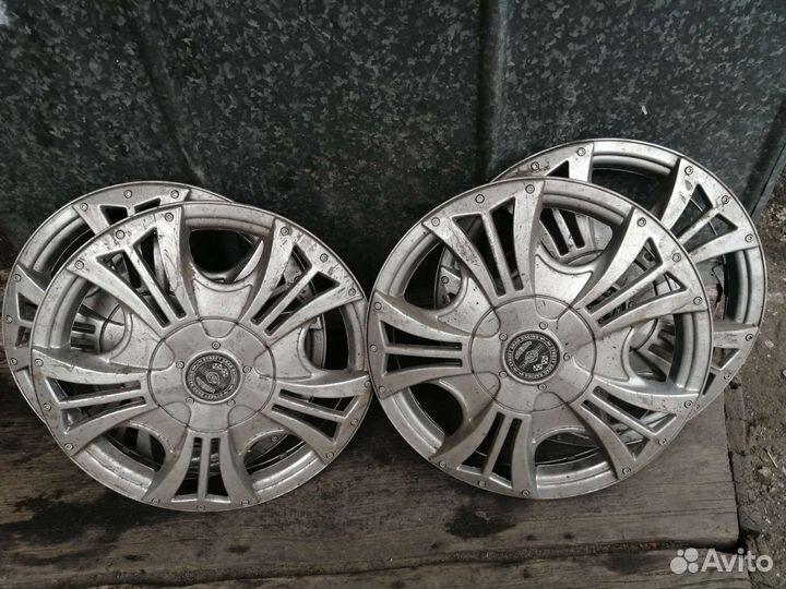 Колпаки на колеса r13