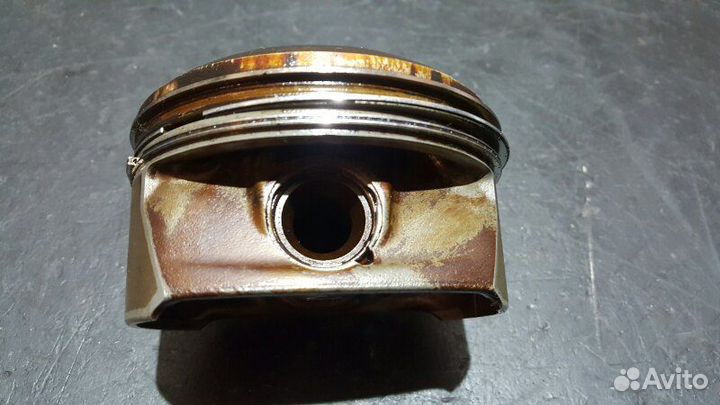 Поршень правый Porsche Cayenne 957 GTS M48.01 2008