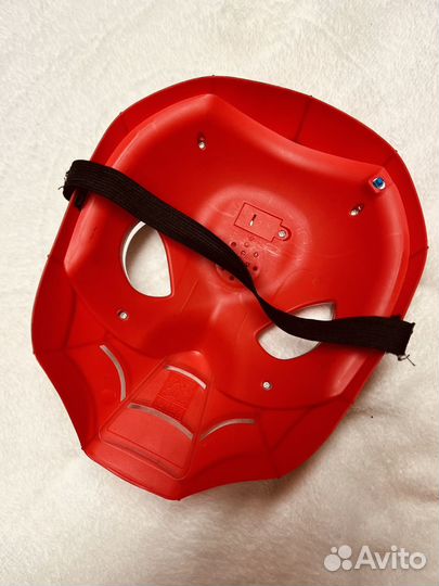 Маска человека паука