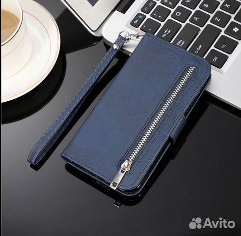 Чехол на iPhone 12