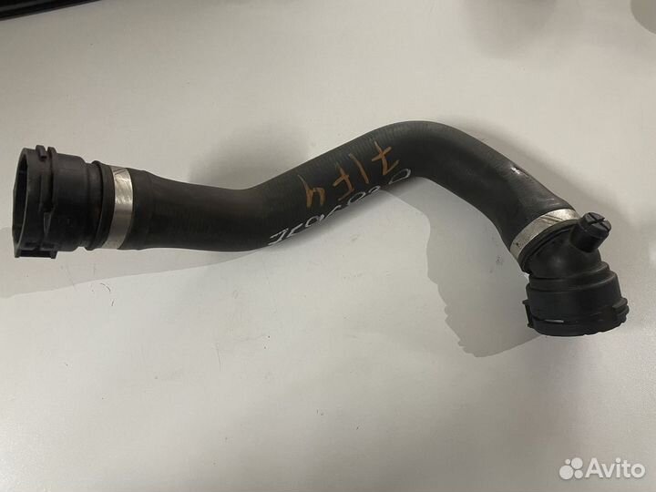 Шланг системы охлаждения N20 BMW F30 бмв Ф30