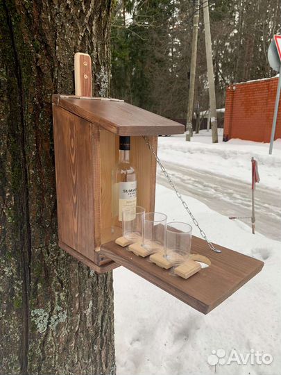 Скворечники, кормушки