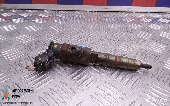 Форсунка Peugeot 308 T9 2013 0445110340