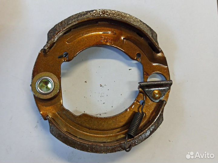 Колодки тормозные Минако/Xinze V8