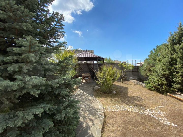 Дом 295 м² на участке 5 сот.