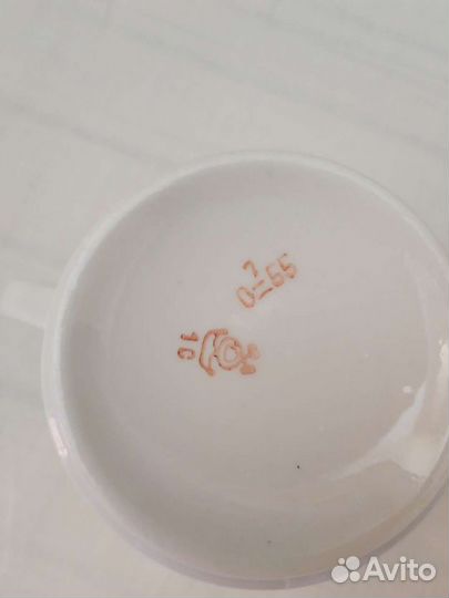 Две кружки с золотой каймой, фарфор СССР