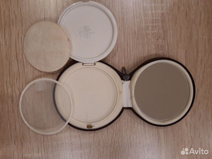 Винтажная пудреница СССР