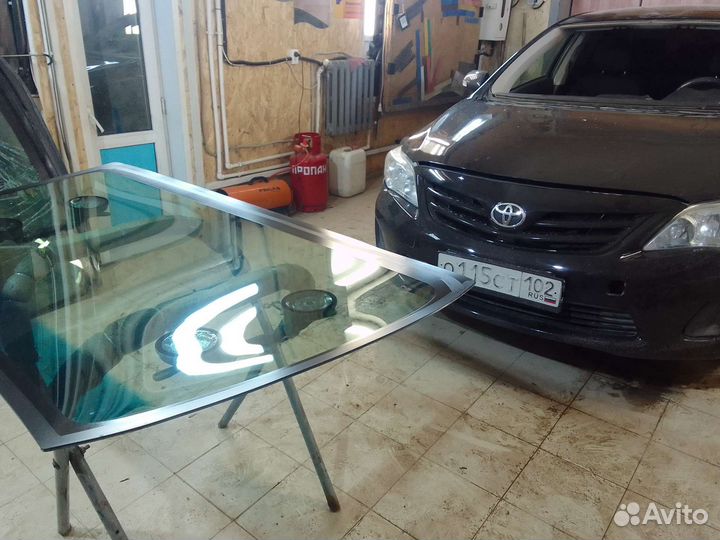 Лобовое стекло Тойота Королла 150