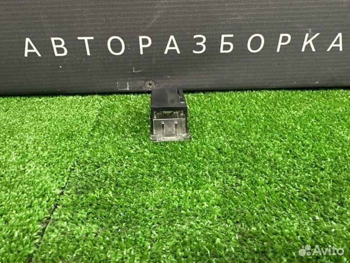 Плафон подсветки салона Hyundai I30 Sw 1.6