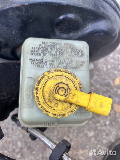 Вакуумник Skoda Octavia A4