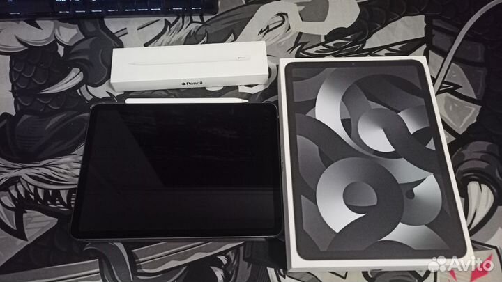 iPad air 5 64gb wi fi + Apple Pencil 2 + Чехол